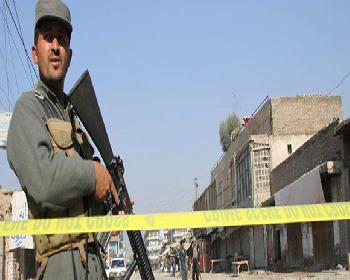 Afganistan’Da Taliban Polis Karakoluna Saldırdı