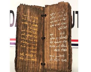 Bin 300 Yıllık Olduğu Tahmin Edilen Kitap Ele Geçirildi