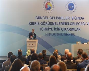 Cumhurbaşkanı Akıncı İstanbul’Da Düzenlenen Toplantıda Soruları Yanıtladı