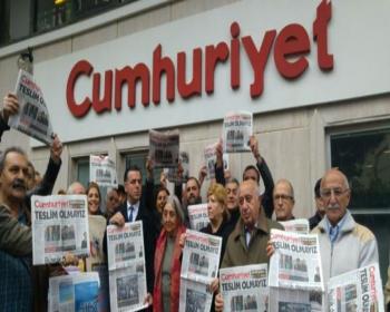 Cumhuriyet Gazetesi Yönetici Ve Yazarları Hakkındaki Davada Ara Karar