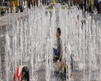 Güney Kore’De Aşırı Sıcaklar 42 Can Aldı