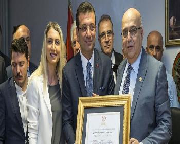 İstanbul Belediye Başkanlığına Seçilen İmamoğlu Mazbatasını Aldı