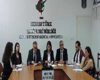 Kıbrıs Türk Tabipleri Birliği 22 Kasım Diş Hekimliği Günü Nedeniyle Basın Toplantısı Yaptı