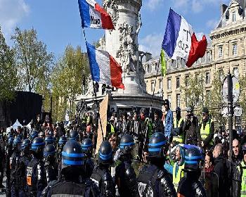 Paris’te Polise ‘ırkçı Muamelelerde Bulunma’ Talimatı Verildiği İddiası