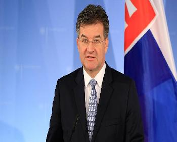 Slovakya Dışişleri Bakanı İstifa Etti