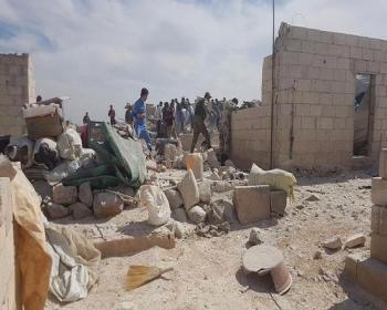 Suriye'de Sığınmacı Kampına Hava Saldırısı 