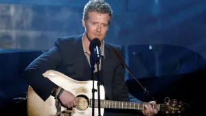 Oscar ödüllü müzisyen Glen Hansard, motosiklet kazasında hayatını kaybetti!