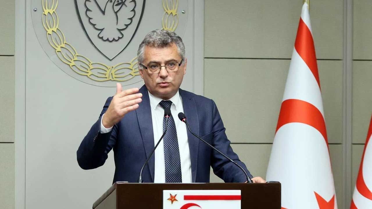 Erhürman: Bu toplumdaki hiçbir alanı, bilmediğini bilmeyenlere bırakma lüksümüz yok!