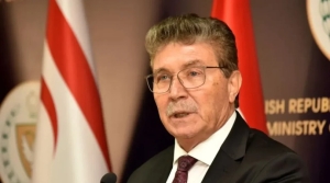 Başbakan Üstel: CTP ucuz siyaset yapıyor