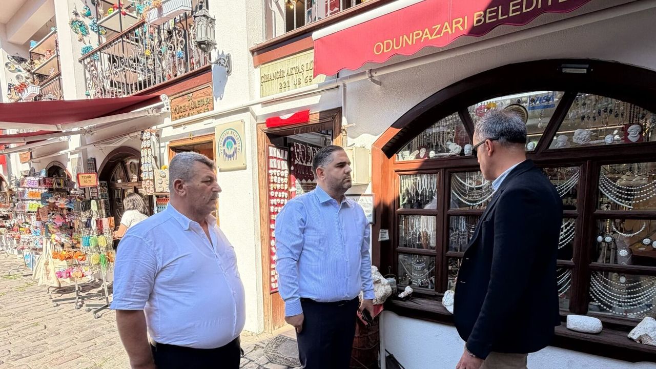 Rahvancıoğlu, Eskişehir’de belediyecilik projelerini yerinde inceledi
