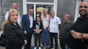Dr. Tunçbilek: Dikmen’de ziyaret edilmedik ev, elini sıkmadığımız seçmen bırakmayacağız