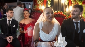 ABD’li damat davul zurnayla evlendi