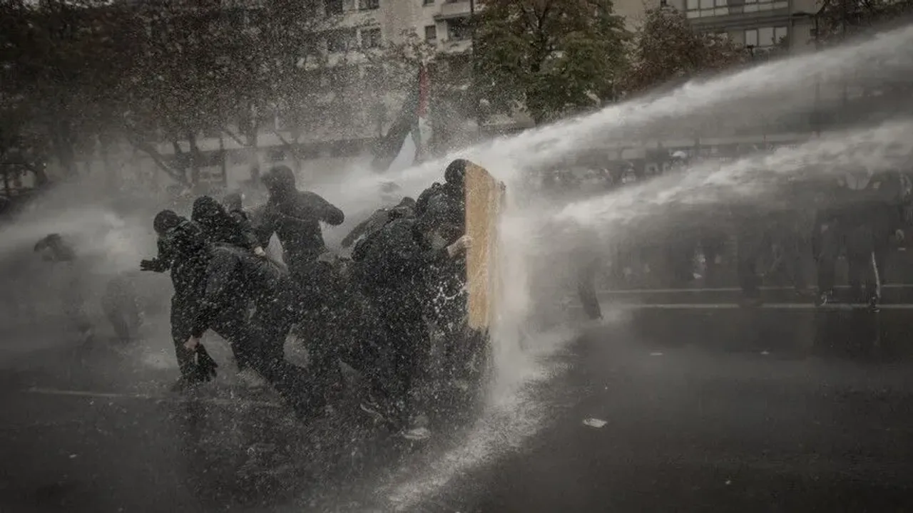 Avrupa sokaklarına ekim ayında protestolar damga vurdu